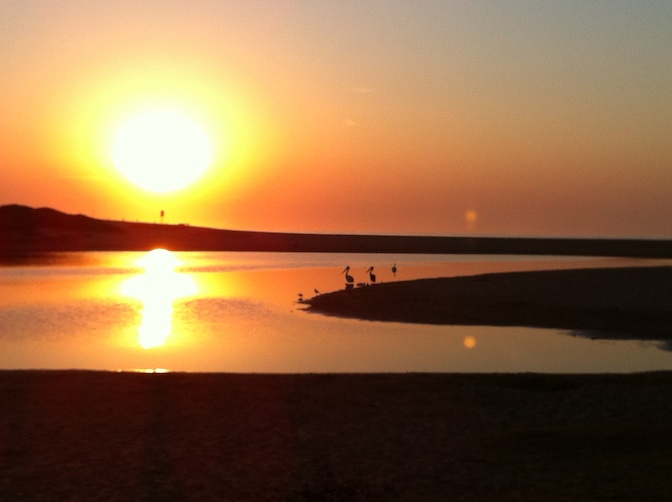 Image of dawn at Wamberal Lagoon
